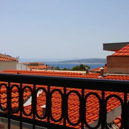 Studios Medora Apartment Baska Voda